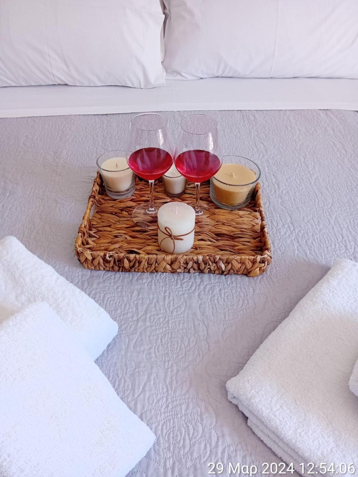Happy Days Apartment Agia Galini  Ngoại thất bức ảnh